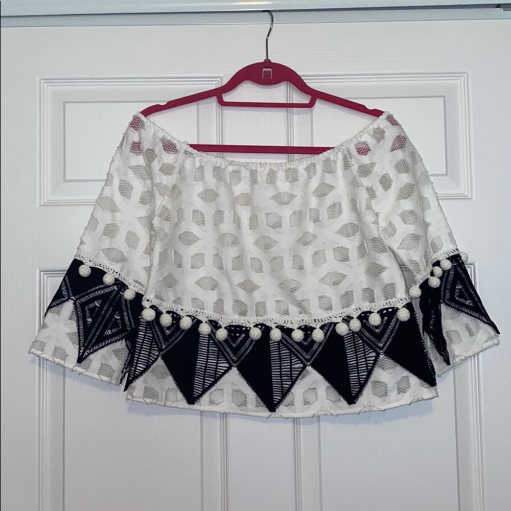 Women’s Cropped Blouse